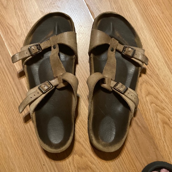 Birkenstock Sandals L10 M8 - Picture 1 of 12
